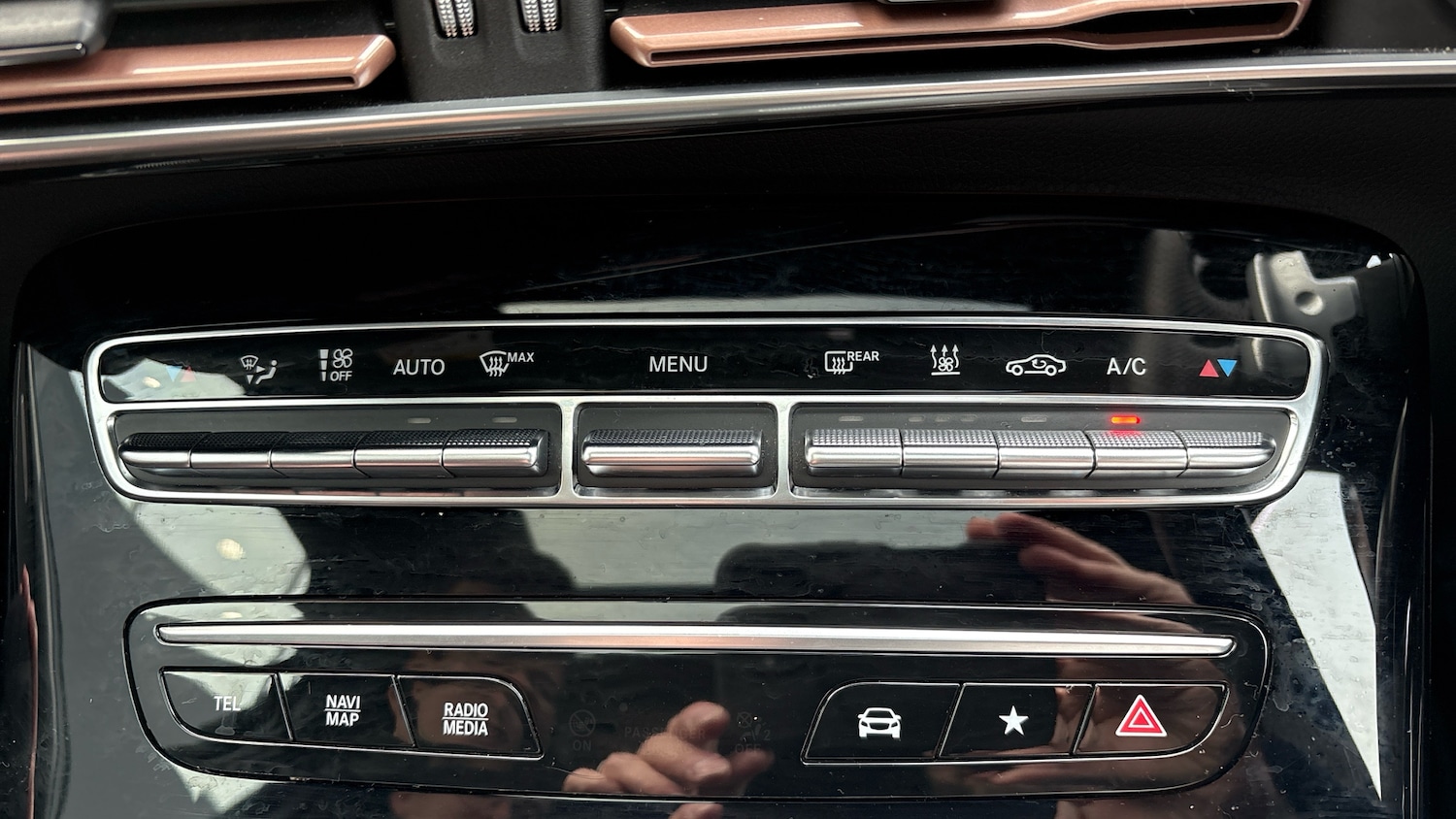 Used Mercedes-Benz EQC 2023 for sale - 77137514: Photo 41