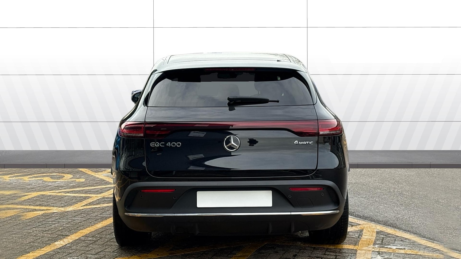 Used Mercedes-Benz EQC 2023 for sale - 77137514: Photo 6