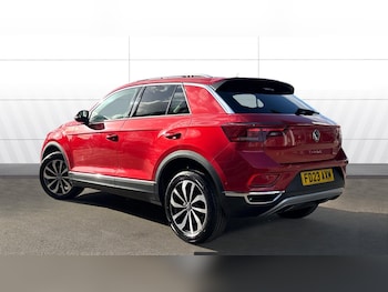 Used Volkswagen T-Roc 2023 for sale - 77844588: Photo
