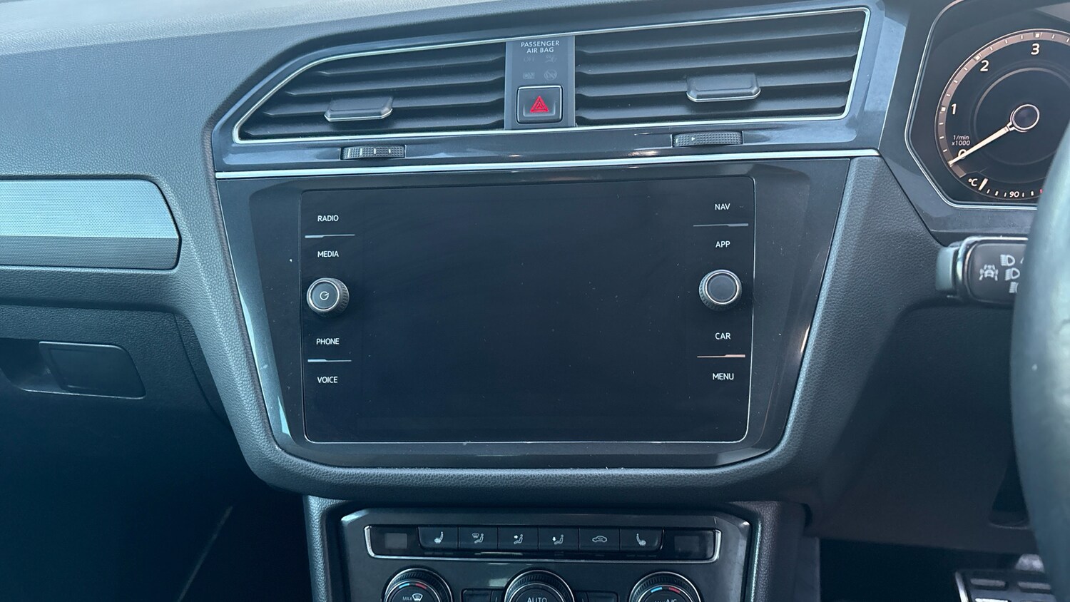 Used Volkswagen Tiguan 2017 for sale - 77893203: Photo 12