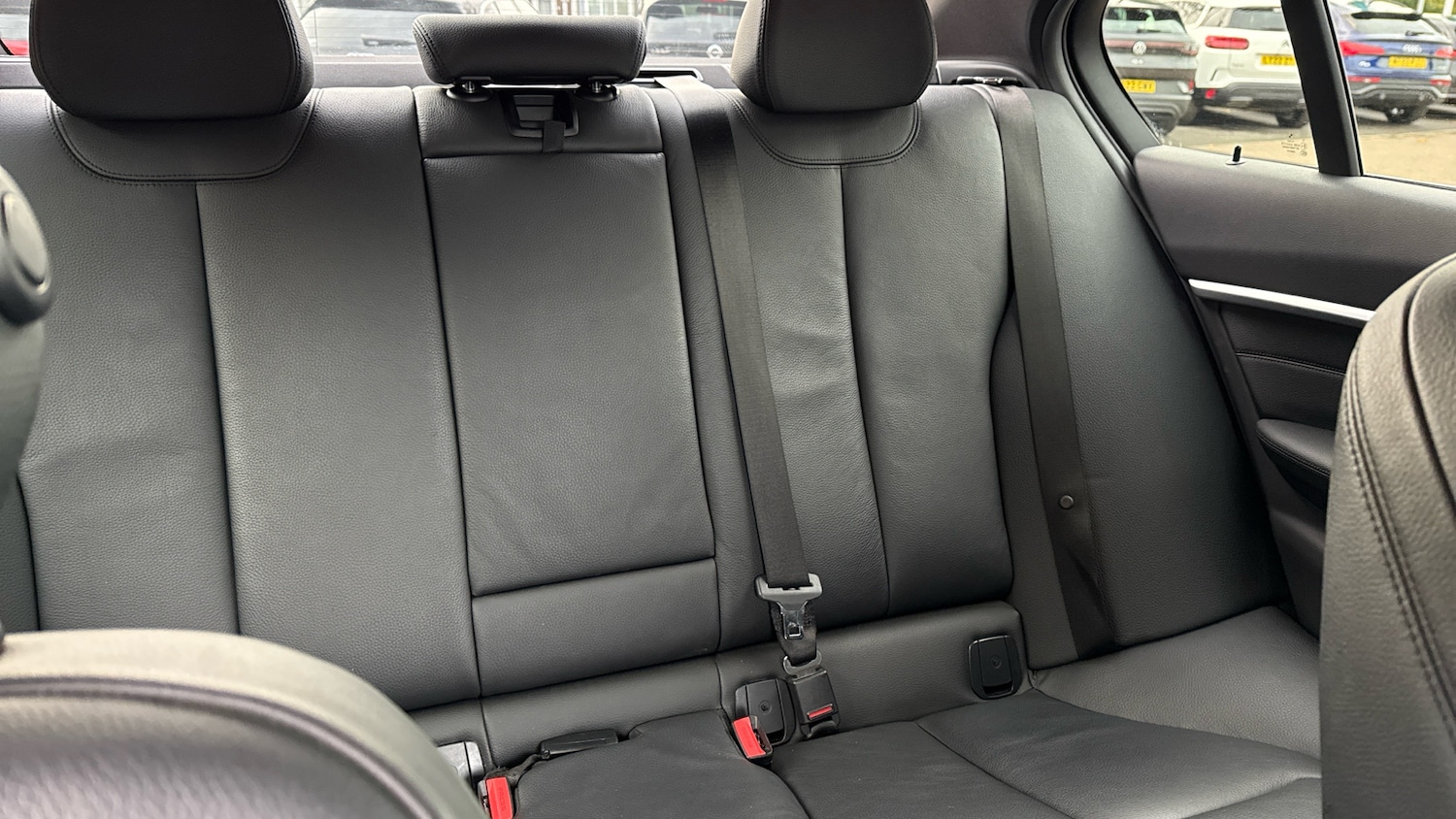 Used BMW 3 Series 2019 for sale - 76493680: Photo 15