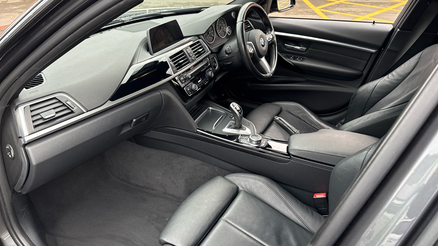 Used BMW 3 Series 2019 for sale - 76493680: Photo 9