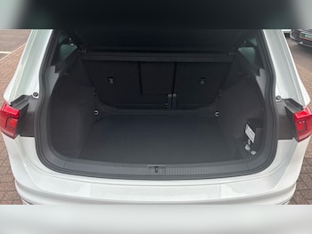 Used Volkswagen Tiguan 2023 for sale - 79289995: Photo