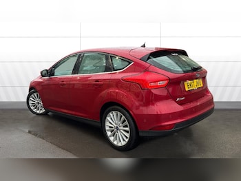 Used Ford Focus 2017 for sale - 77618789: Photo