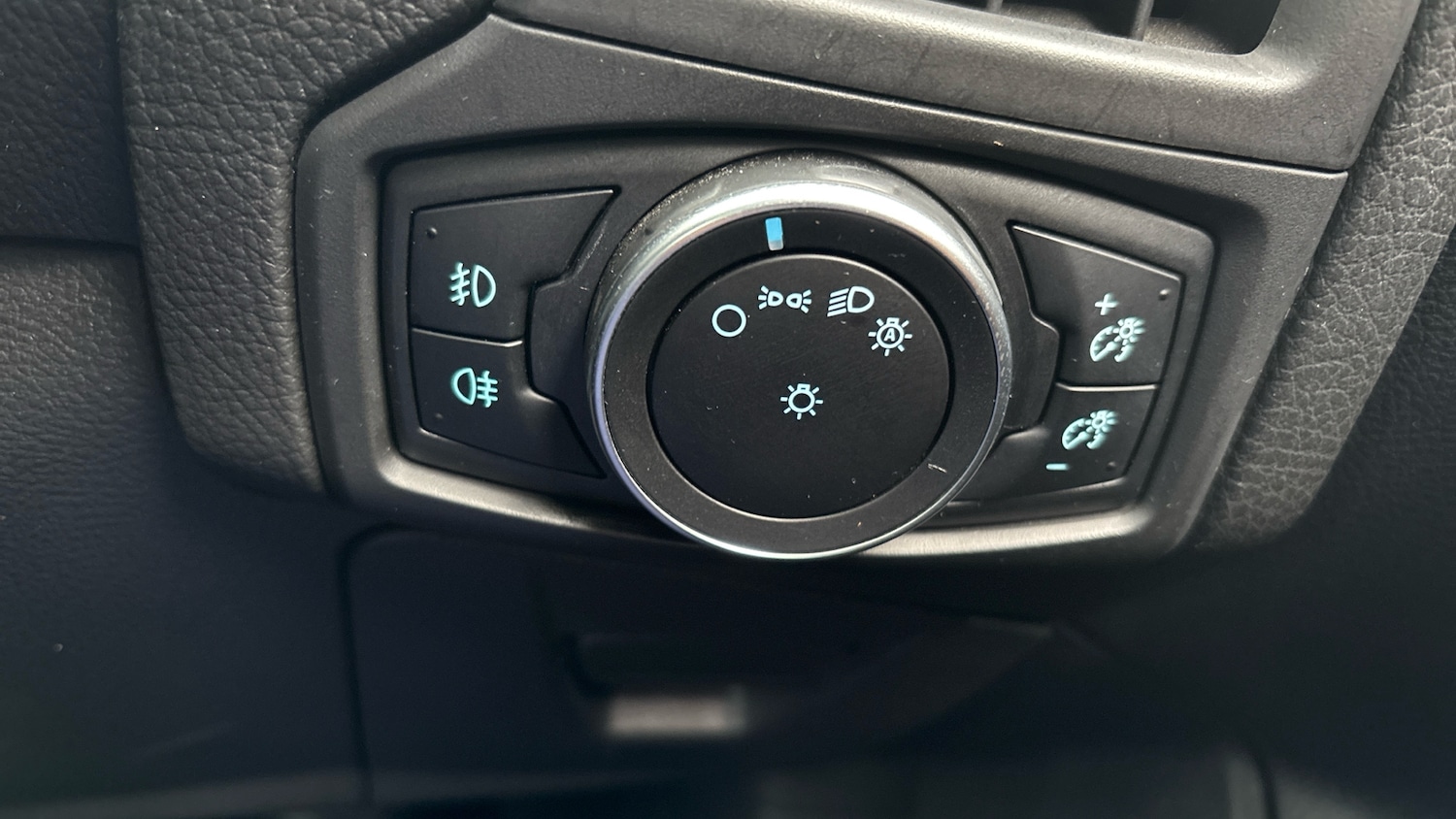 Used Ford Focus 2017 for sale - 77618789: Photo 33