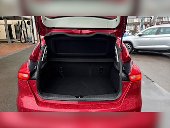 Used Ford Focus 2017 for sale - 77618789: Photo