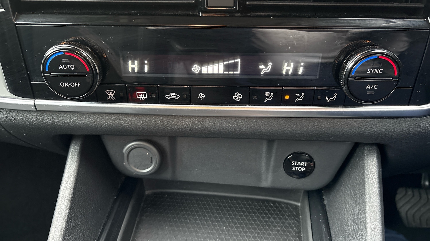 Used Nissan Qashqai 2023 for sale - 77245432: Photo 32