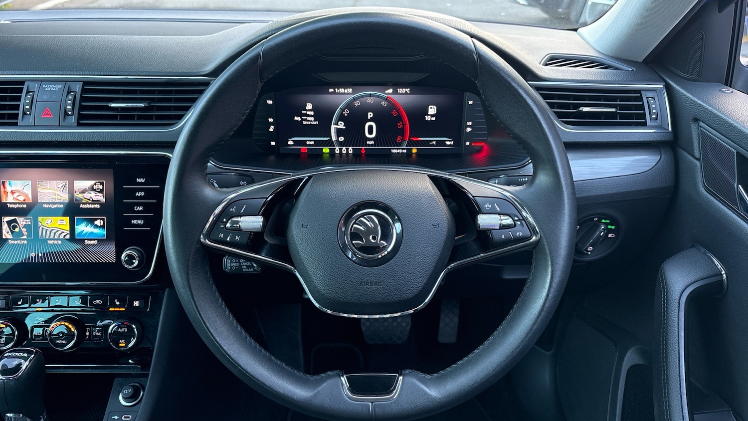 Used Skoda Superb 2023 for sale - 76493657: Photo 10