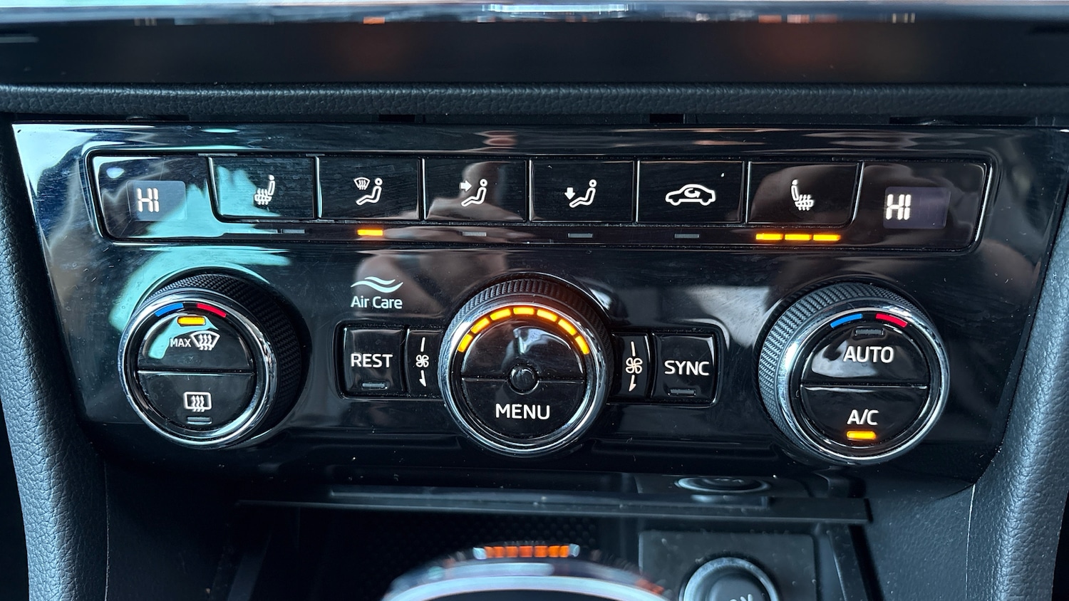 Used Skoda Superb 2023 for sale - 76493657: Photo 13