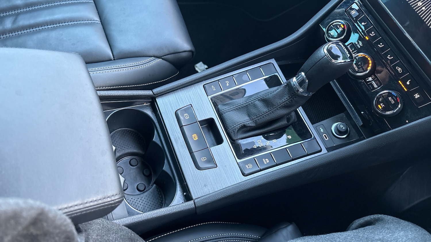 Used Skoda Superb 2023 for sale - 76493657: Photo 14