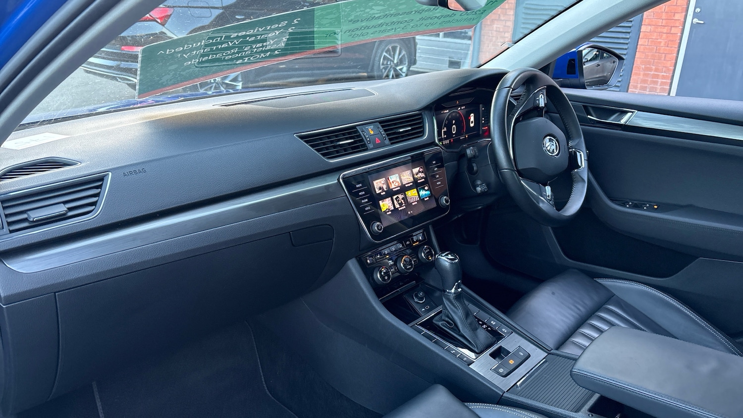 Used Skoda Superb 2023 for sale - 76493657: Photo 2