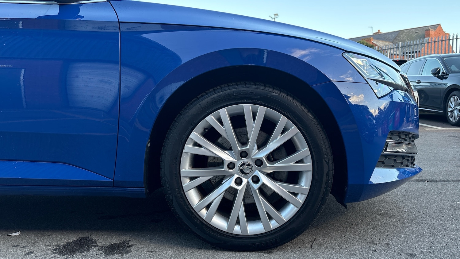 Used Skoda Superb 2023 for sale - 76493657: Photo 5