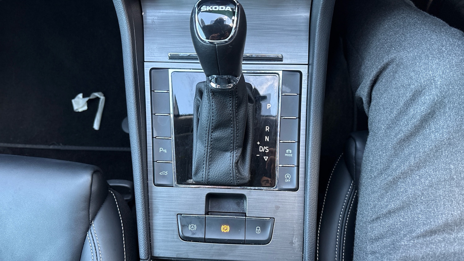 Used Skoda Superb 2023 for sale - 76493657: Photo 77