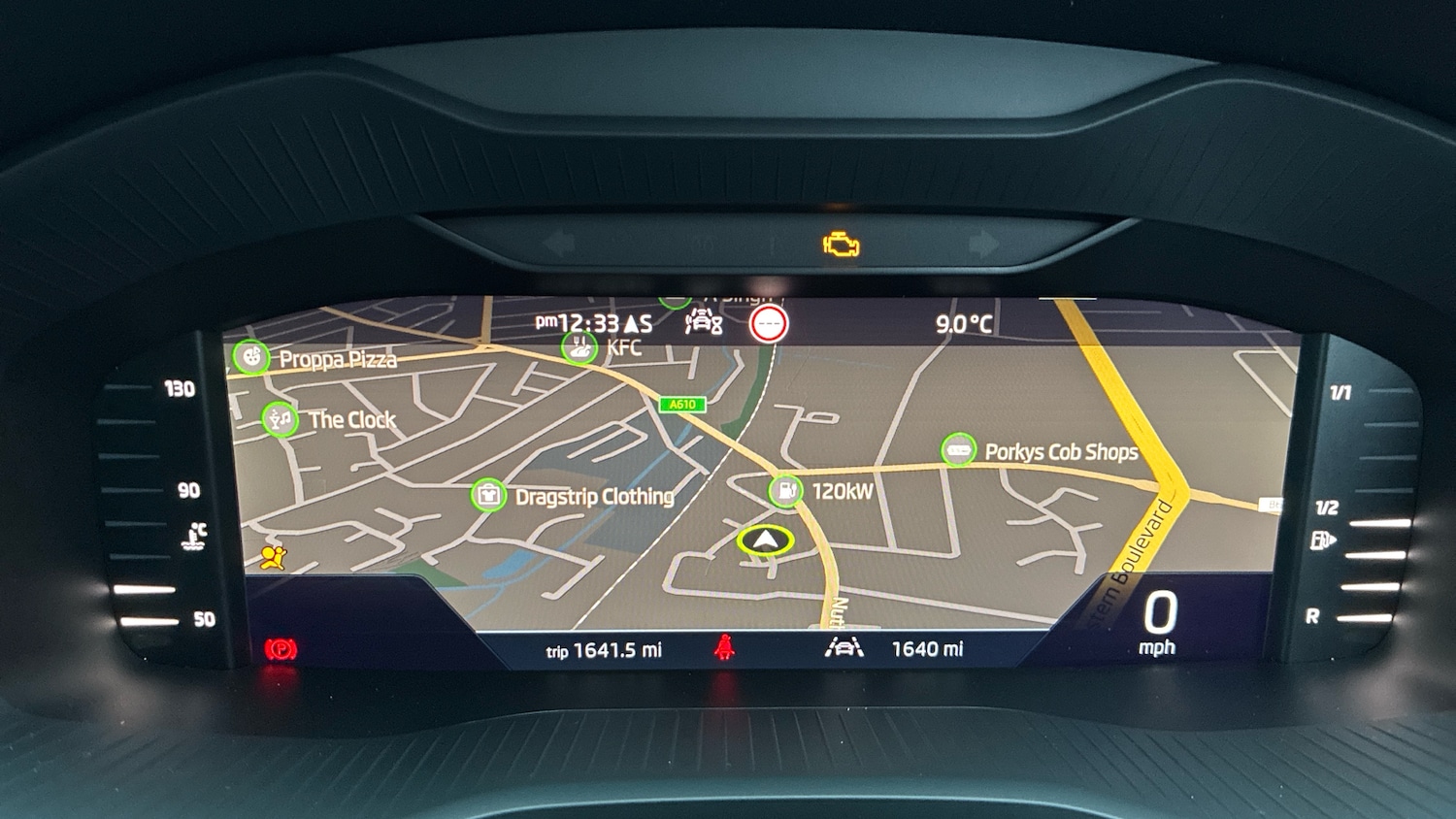 Used Skoda Karoq 2025 for sale - 77136118: Photo 11