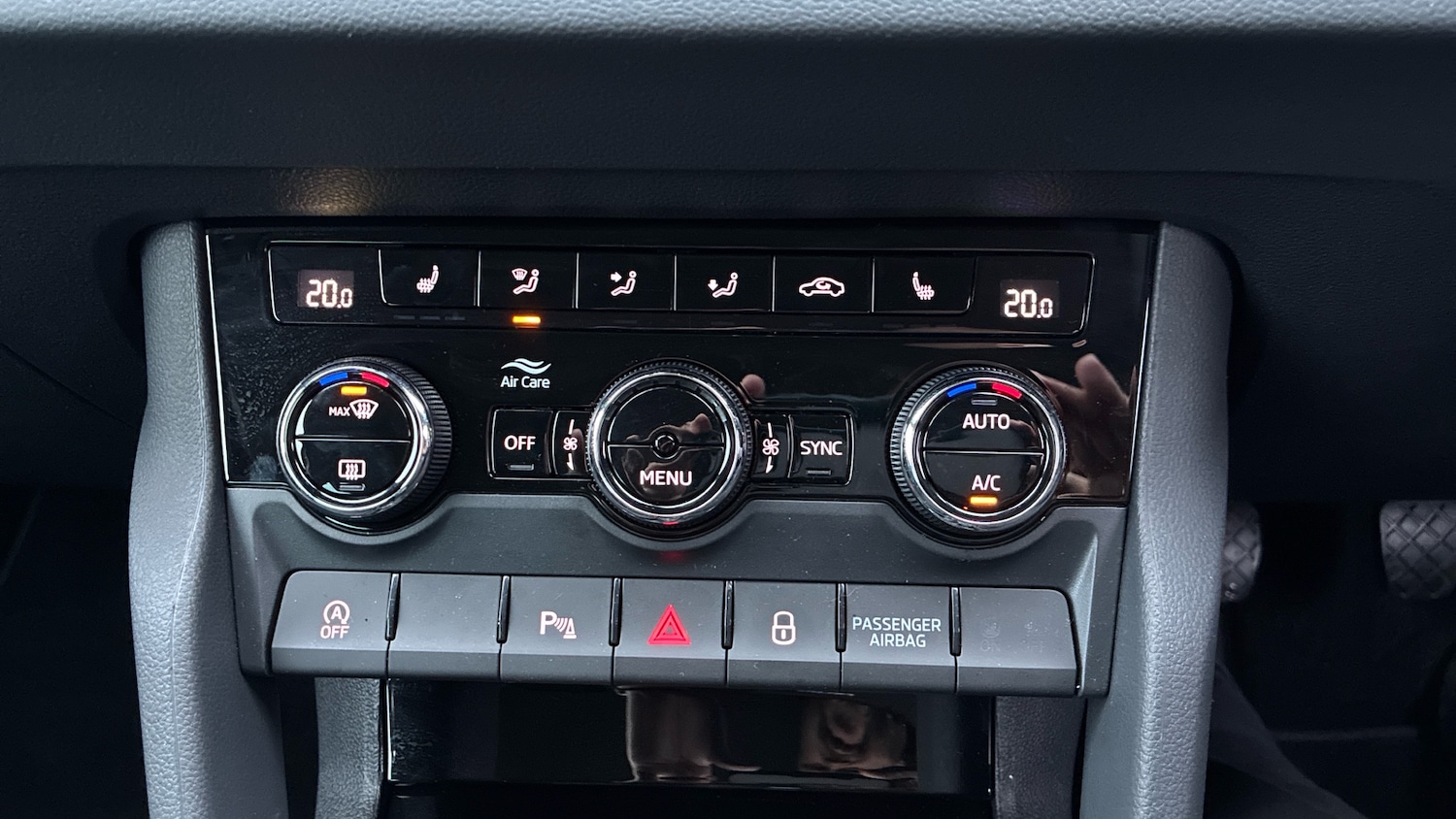 Used Skoda Karoq 2025 for sale - 77136118: Photo 13