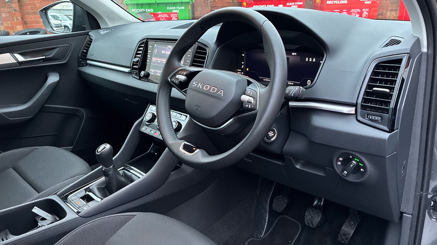 Used Skoda Karoq 2025 for sale - 77136118: Photo 6