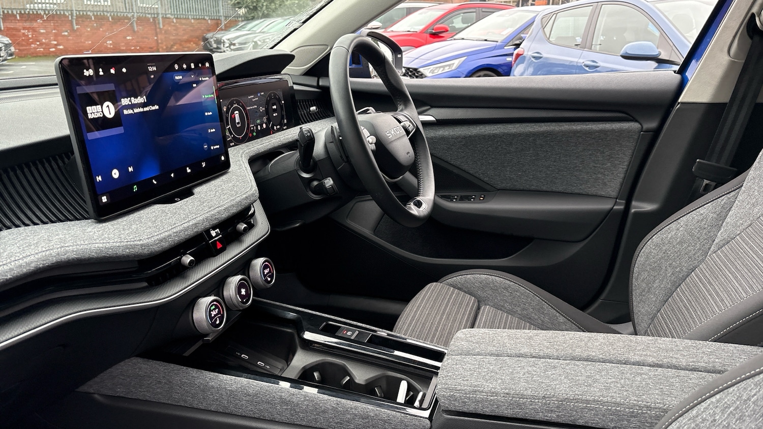 Used Skoda Superb 2025 for sale - 77474980: Photo 2