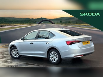 Used Skoda Octavia 2024 for sale - 77902870: Photo