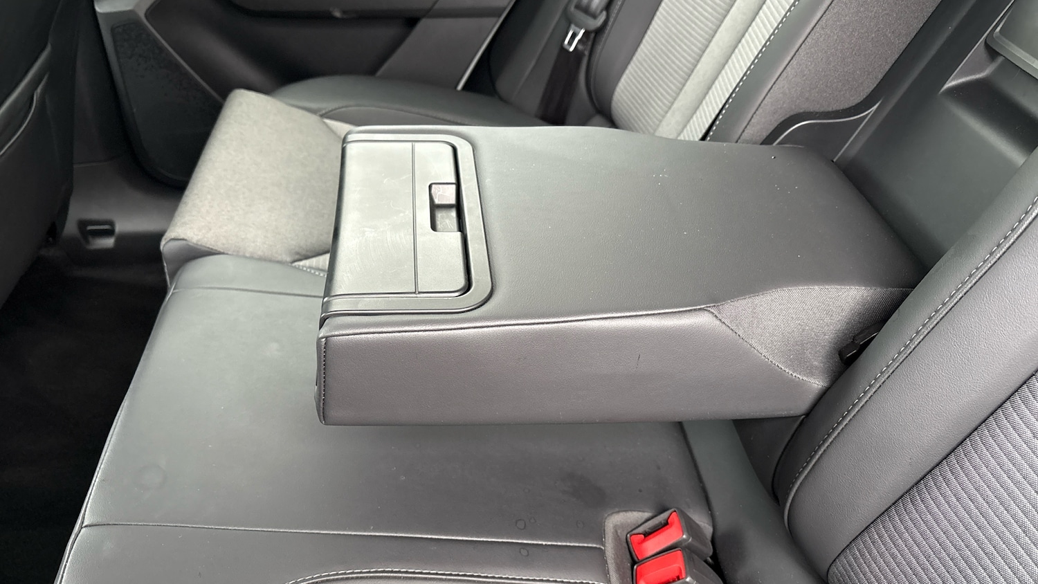 Used Skoda Enyaq 2024 for sale - 76437020: Photo 38