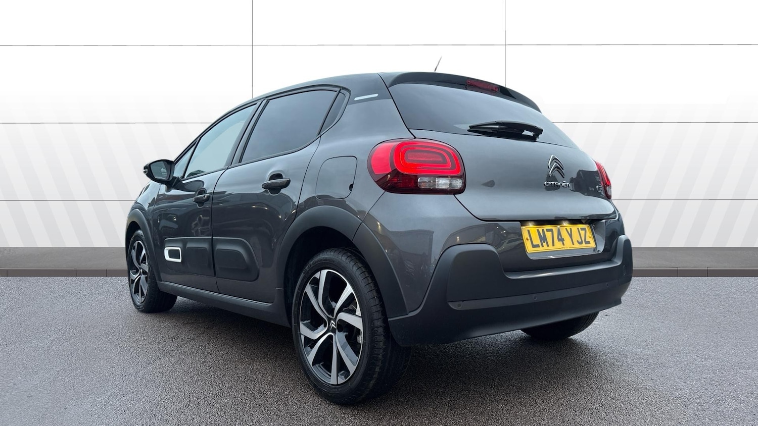 Used Citroen C3 2024 for sale - 76971837: Photo 2