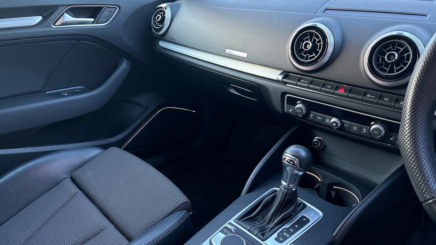 Used Audi A3 2017 for sale - 77749533: Photo 14