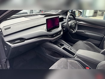 Used Skoda Enyaq 2025 for sale - 78197304: Photo