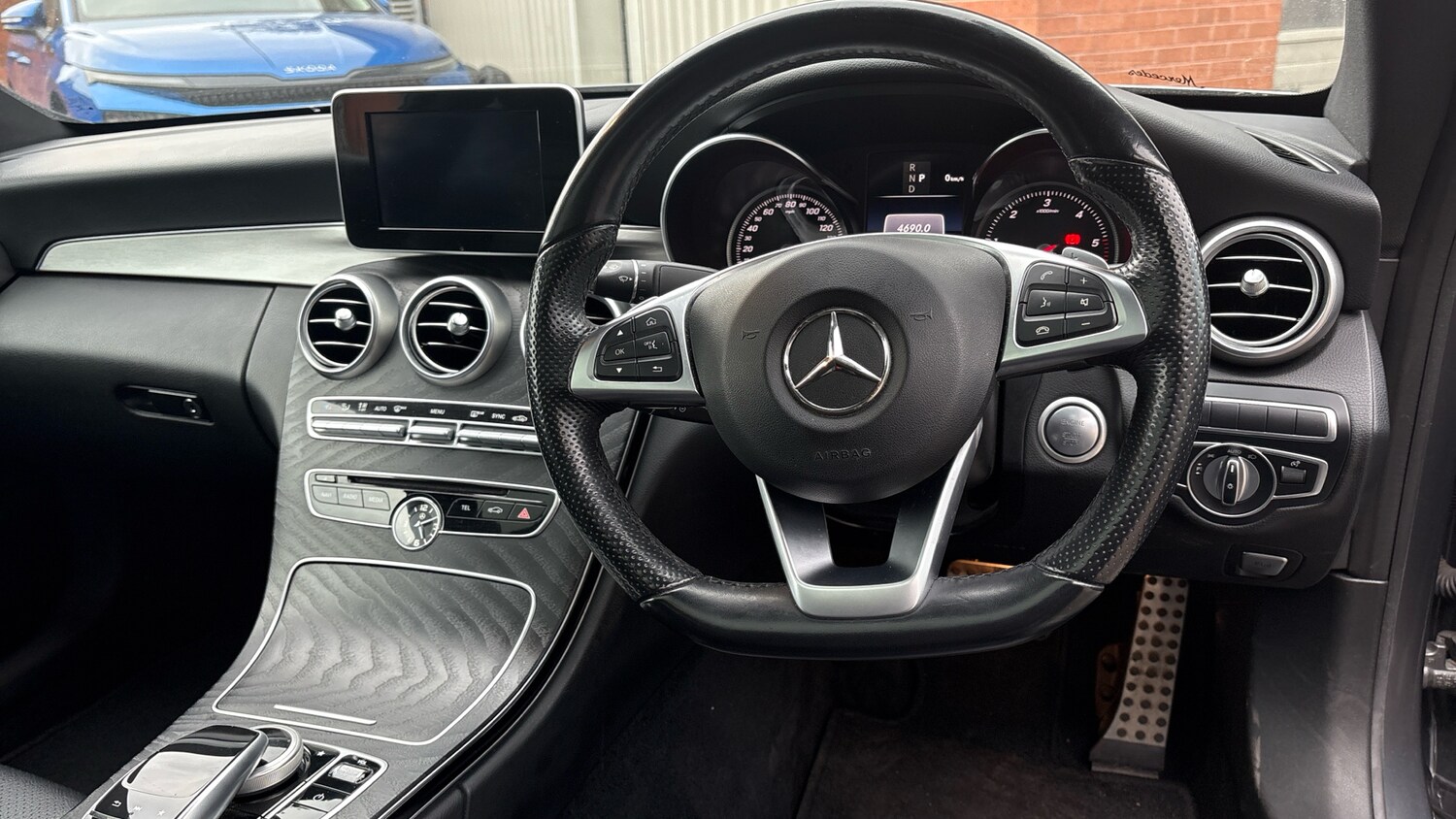 Used Mercedes-Benz C Class 2017 for sale - 78164639: Photo 11