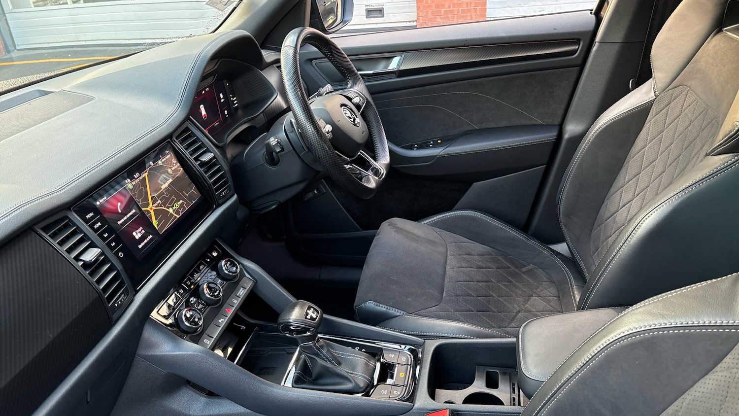 Used Skoda Kodiaq 2023 for sale - 76818754: Photo 2