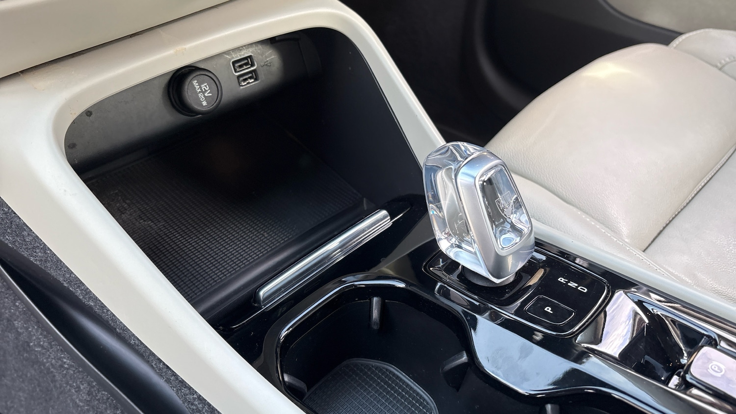 Used Volvo XC40 2022 for sale - 77893204: Photo 13