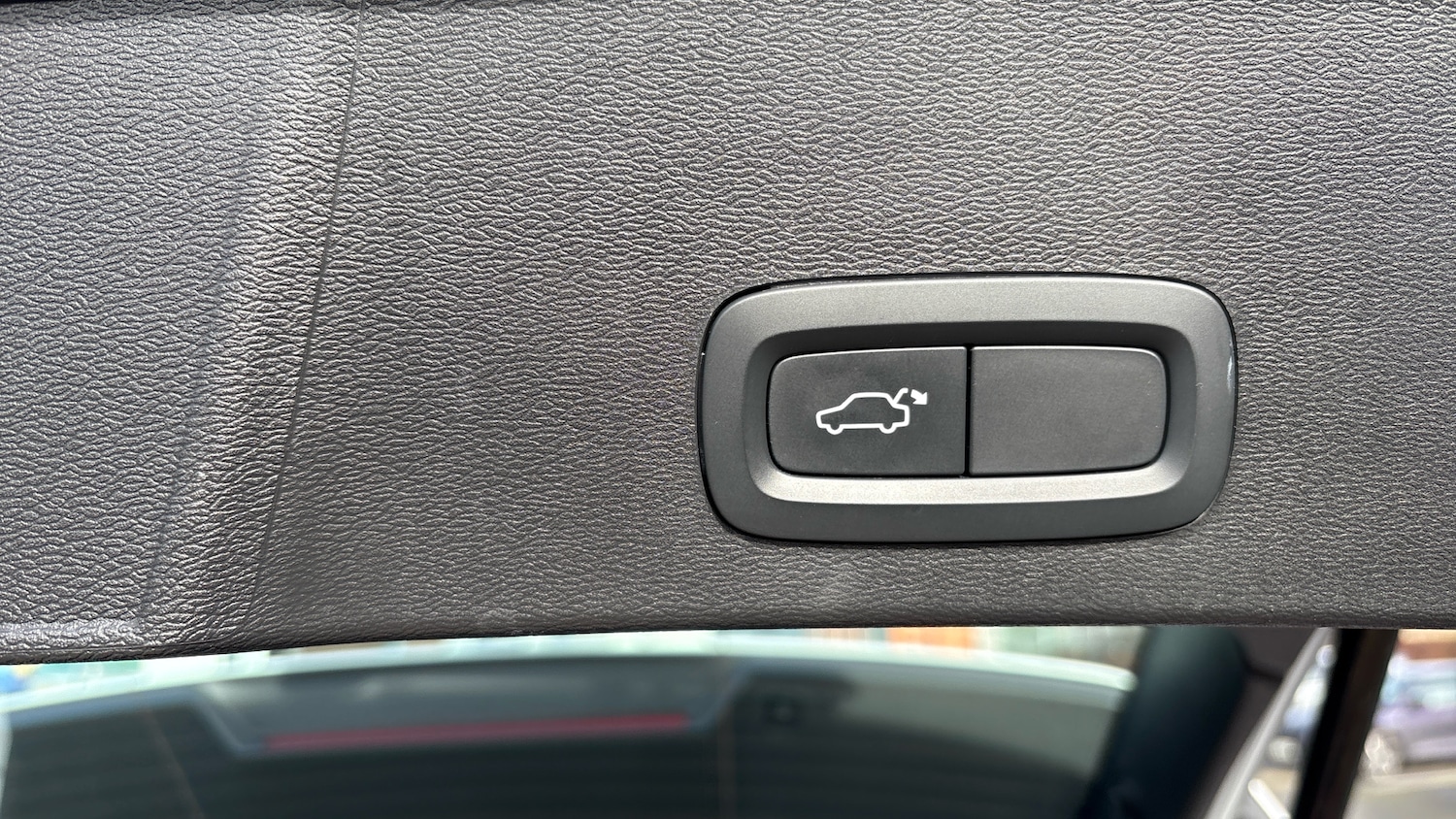 Used Volvo XC40 2022 for sale - 77893204: Photo 24