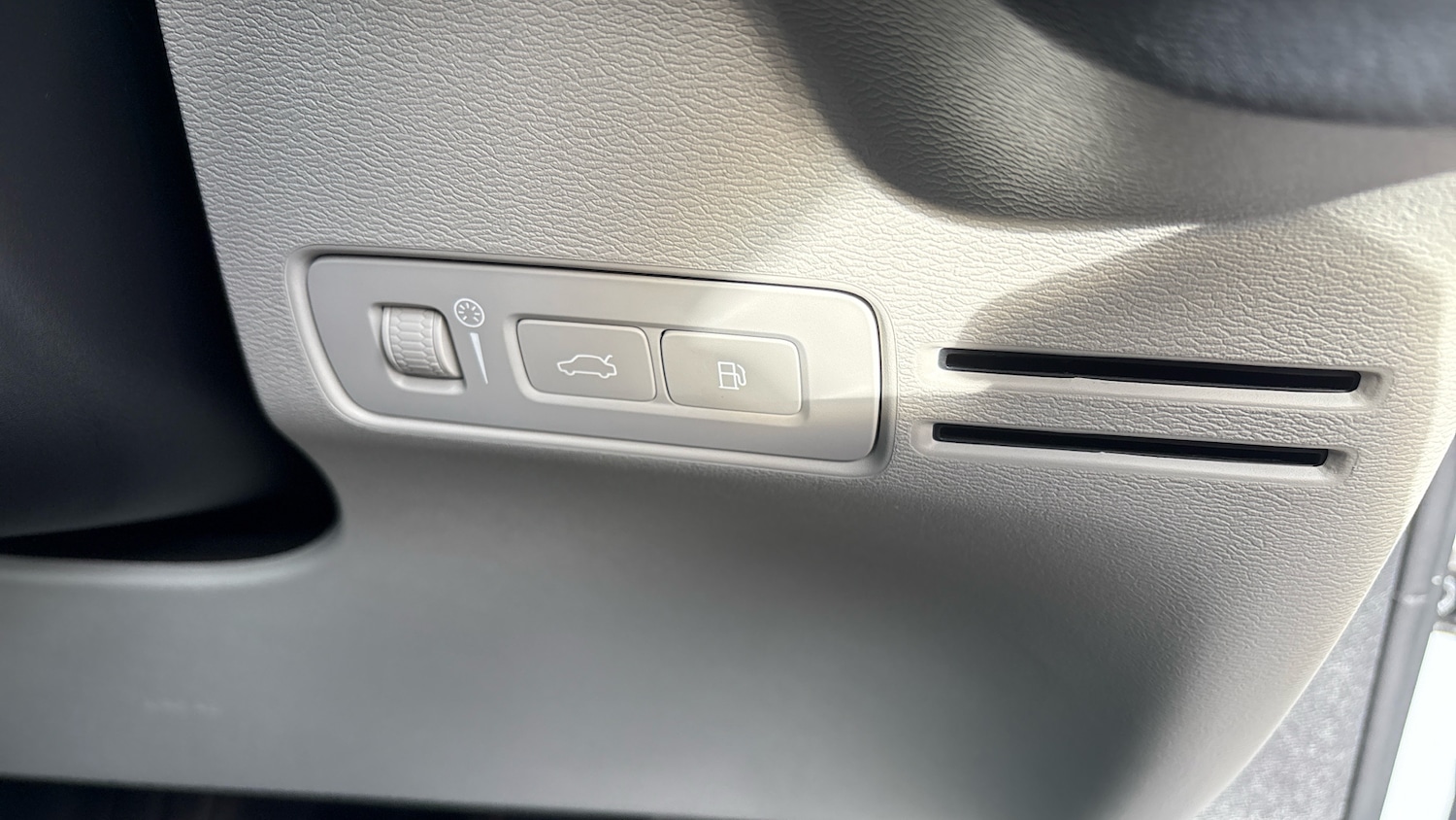 Used Volvo XC40 2022 for sale - 77893204: Photo 51