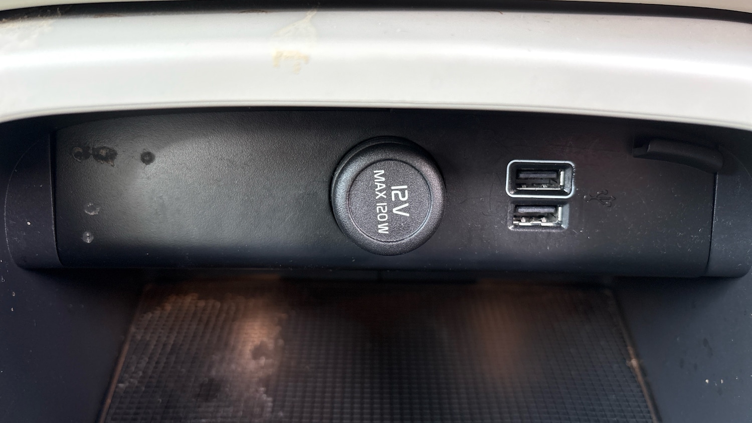 Used Volvo XC40 2022 for sale - 77893204: Photo 58