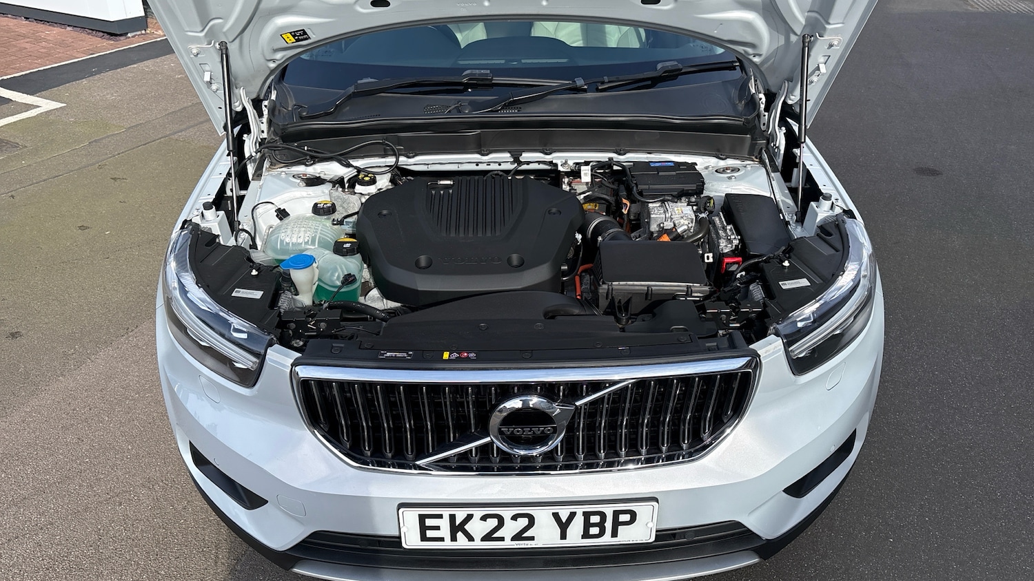 Used Volvo XC40 2022 for sale - 77893204: Photo 8