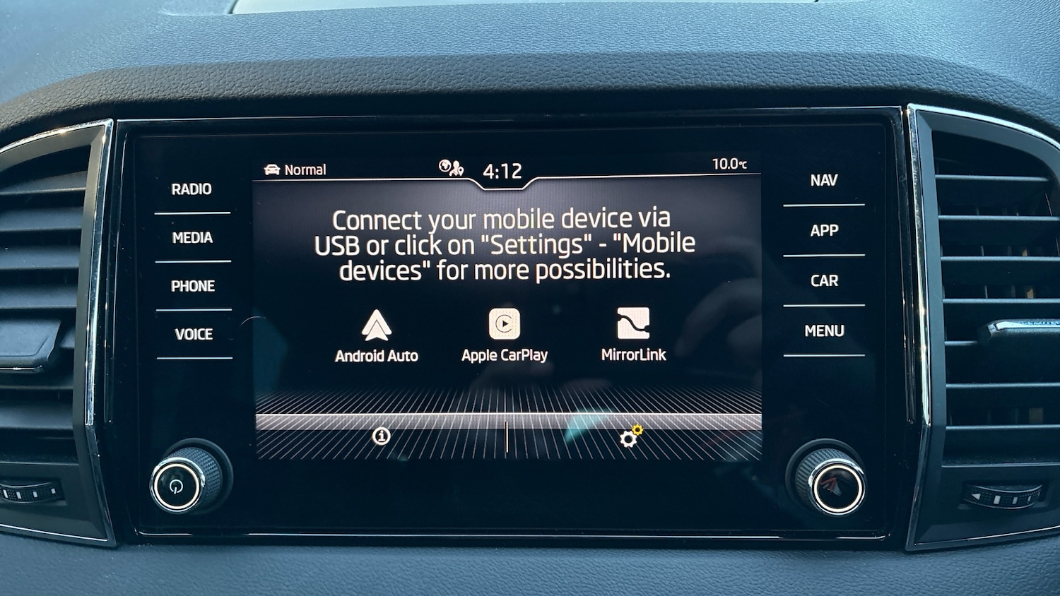 Used Skoda Karoq 2021 for sale - 77323863: Photo 12