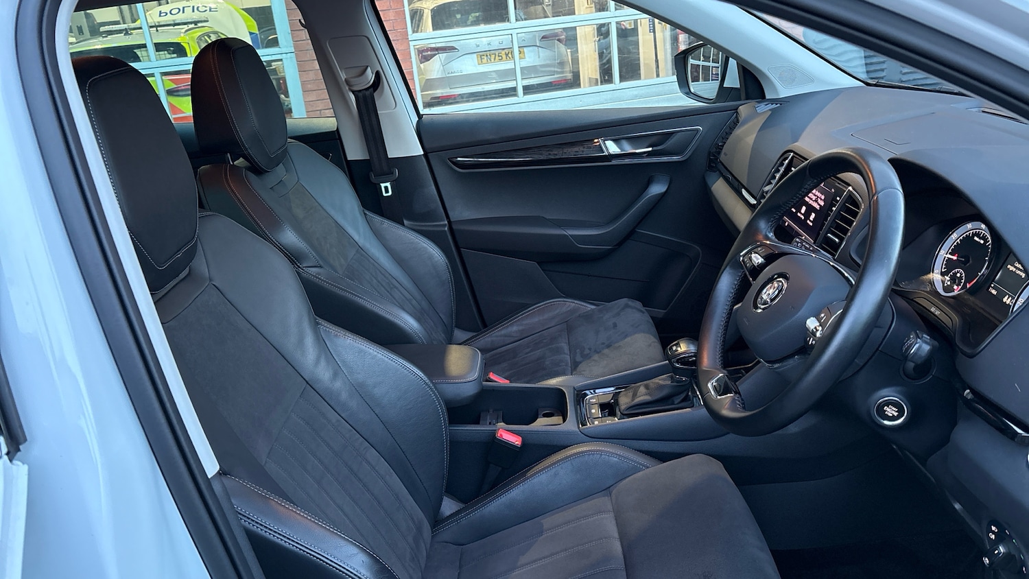 Used Skoda Karoq 2021 for sale - 77323863: Photo 15