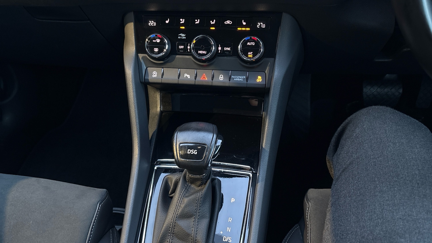 Used Skoda Karoq 2021 for sale - 77323863: Photo 51