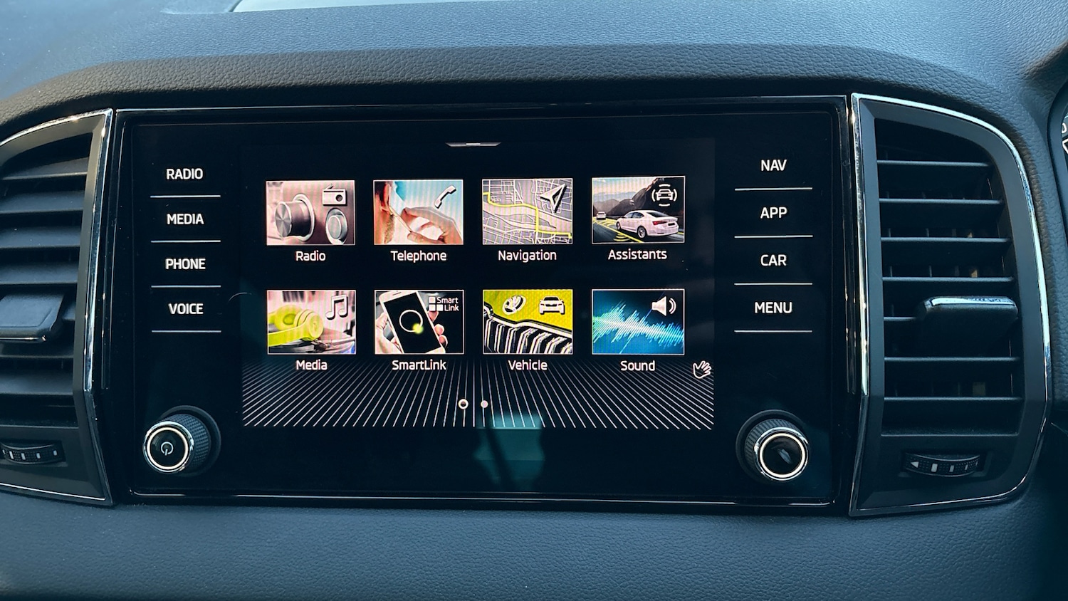 Used Skoda Karoq 2021 for sale - 77323863: Photo 60