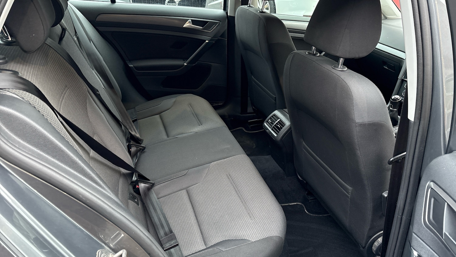 Used Volkswagen Golf 2017 for sale - 77370511: Photo 16