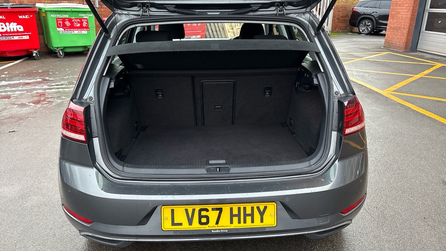 Used Volkswagen Golf 2017 for sale - 77370511: Photo 4