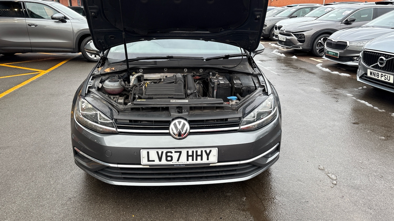 Used Volkswagen Golf 2017 for sale - 77370511: Photo 8