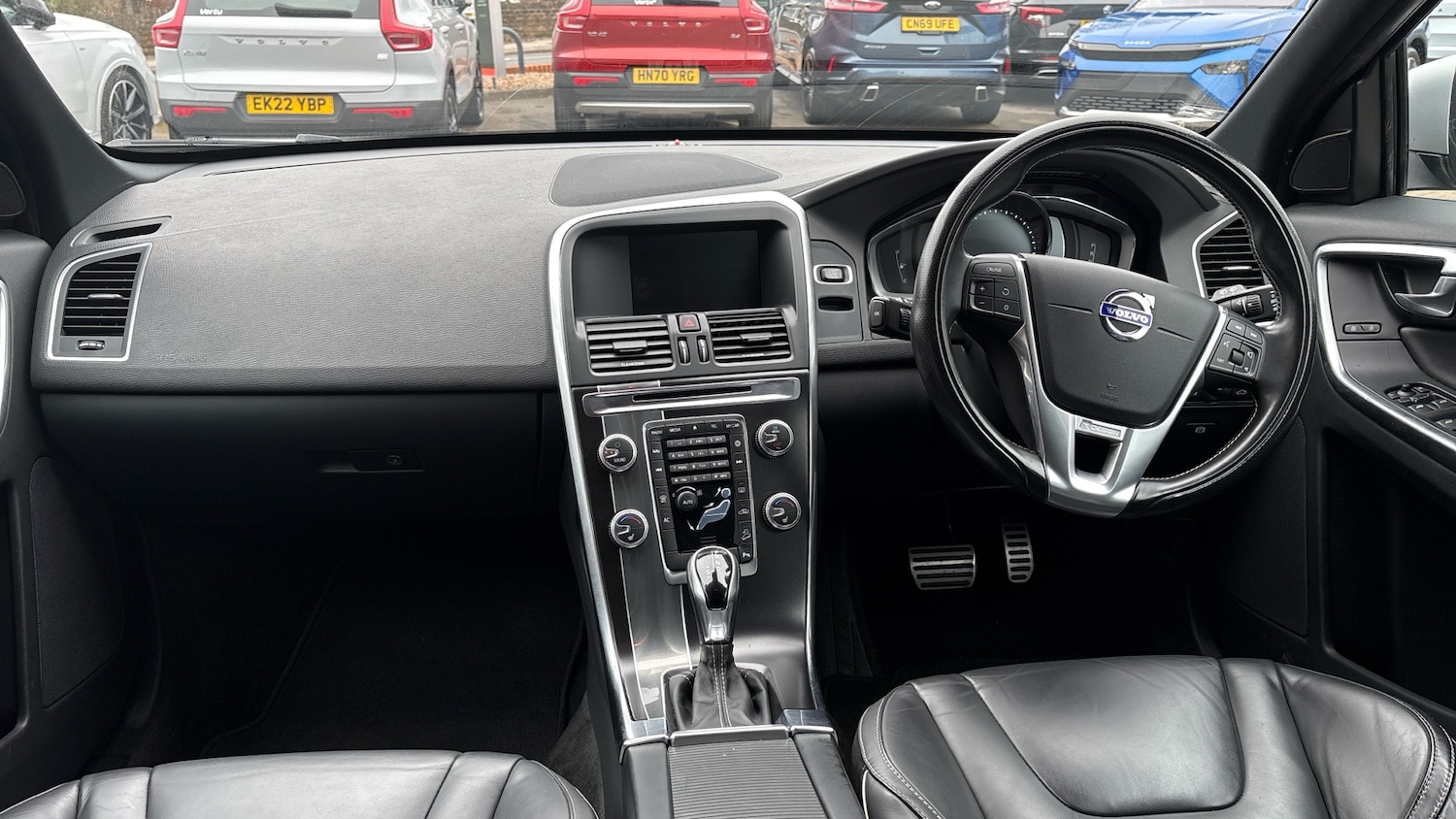 Used Volvo XC60 2017 for sale - 77802258: Photo 10