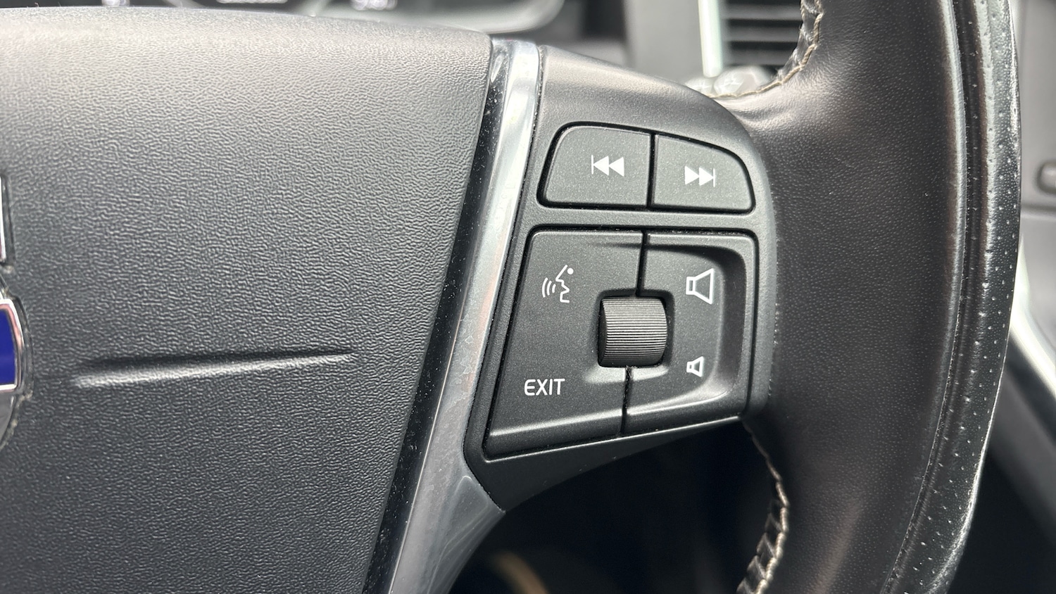 Used Volvo XC60 2017 for sale - 77802258: Photo 26