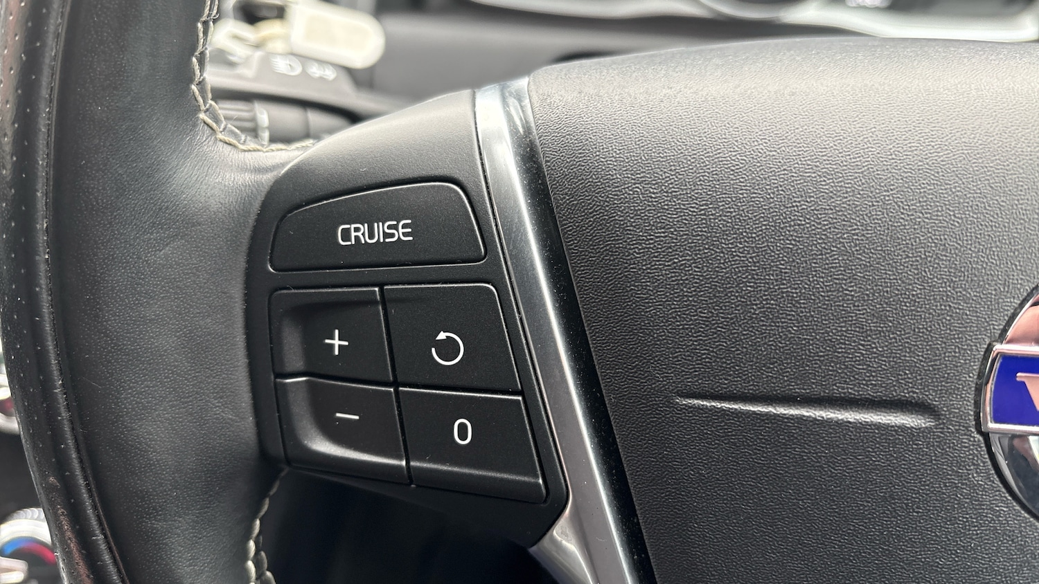 Used Volvo XC60 2017 for sale - 77802258: Photo 27