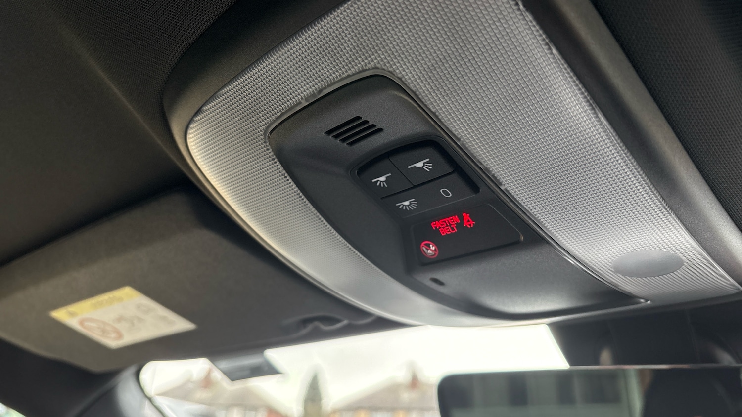 Used Volvo XC60 2017 for sale - 77802258: Photo 29