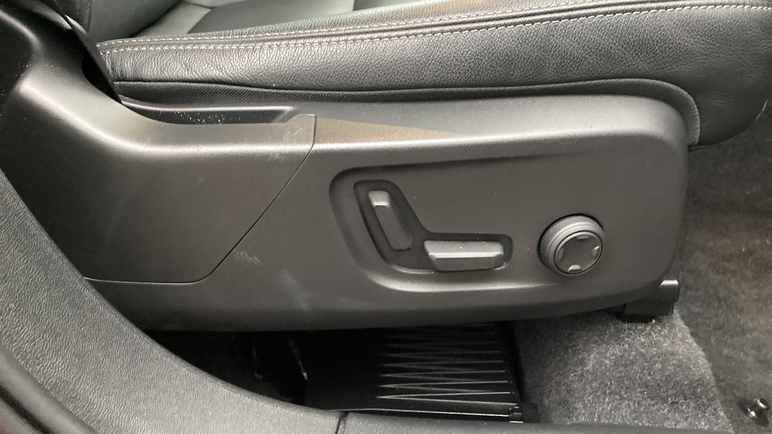 Used Volvo XC40 2020 for sale - 77732288: Photo 29