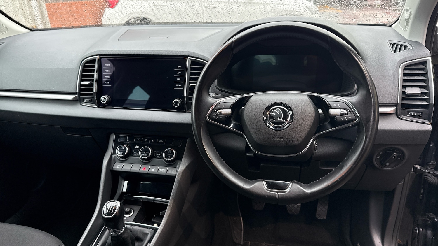 Used Skoda Karoq 2023 for sale - 76493656: Photo 10