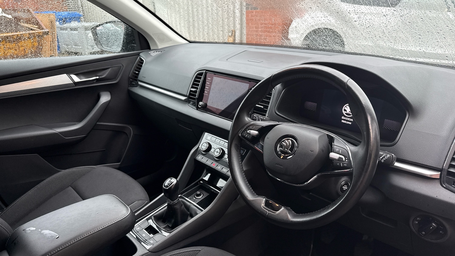 Used Skoda Karoq 2023 for sale - 76493656: Photo 6