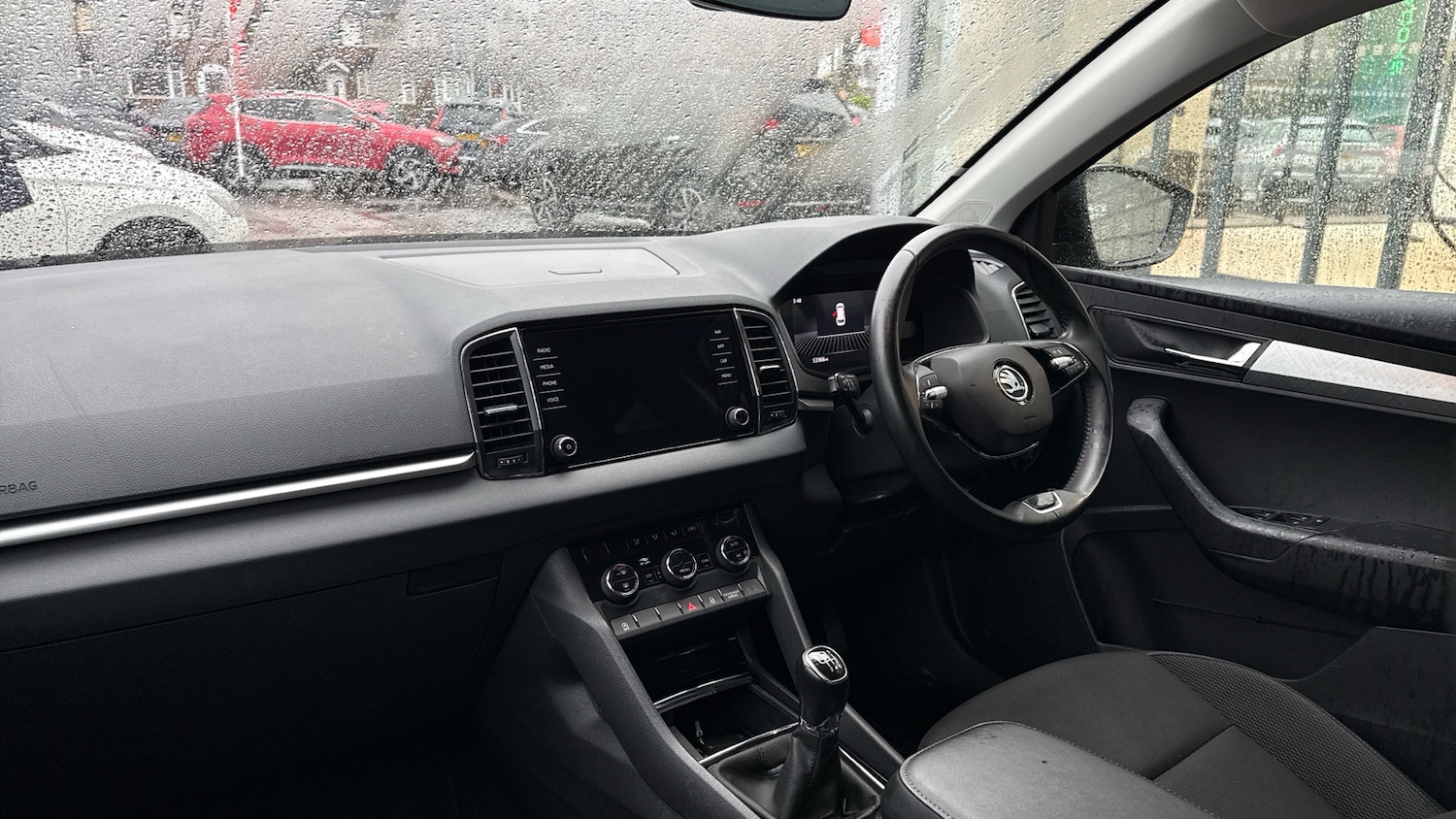 Used Skoda Karoq 2023 for sale - 76493656: Photo 9