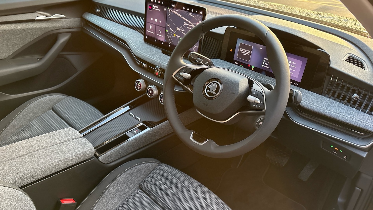 Used Skoda Superb 2024 for sale - 76707120: Photo 6