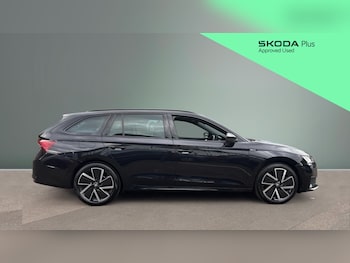 Used Skoda Octavia 2025 for sale - 78847139: Photo